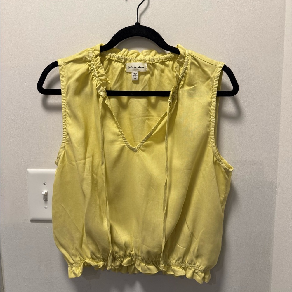 Cloth & Stone Ruffled-Edge Tank Size M - Picture 4 of 8